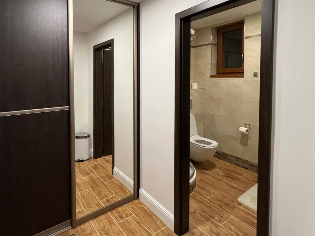Hotel Galeria Pezinska Baba เปซิโนค ภายนอก รูปภาพ